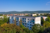 Helle 3-Raum-Wohnung mit toller Aussicht auf Saalfeld - Bernhardsgraben-26-32-Balkonseite