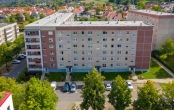 Günstige Single Wohnung mit Balkon! - Eingänge